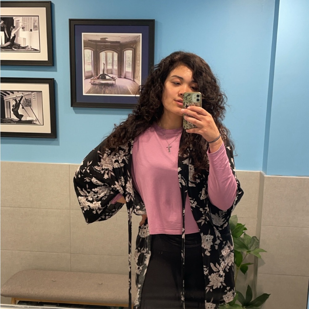 Size 14 - Lululemon Classic Fit Cotton Longsleeve in Velvet Dust